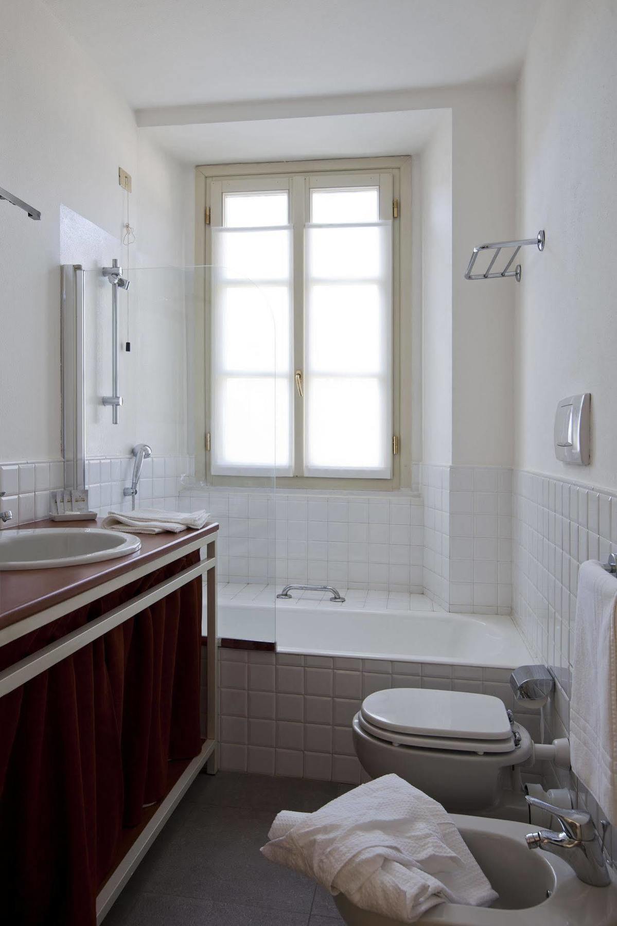 Foresteria Dei Piaceri Campestri Casciago Extérieur photo