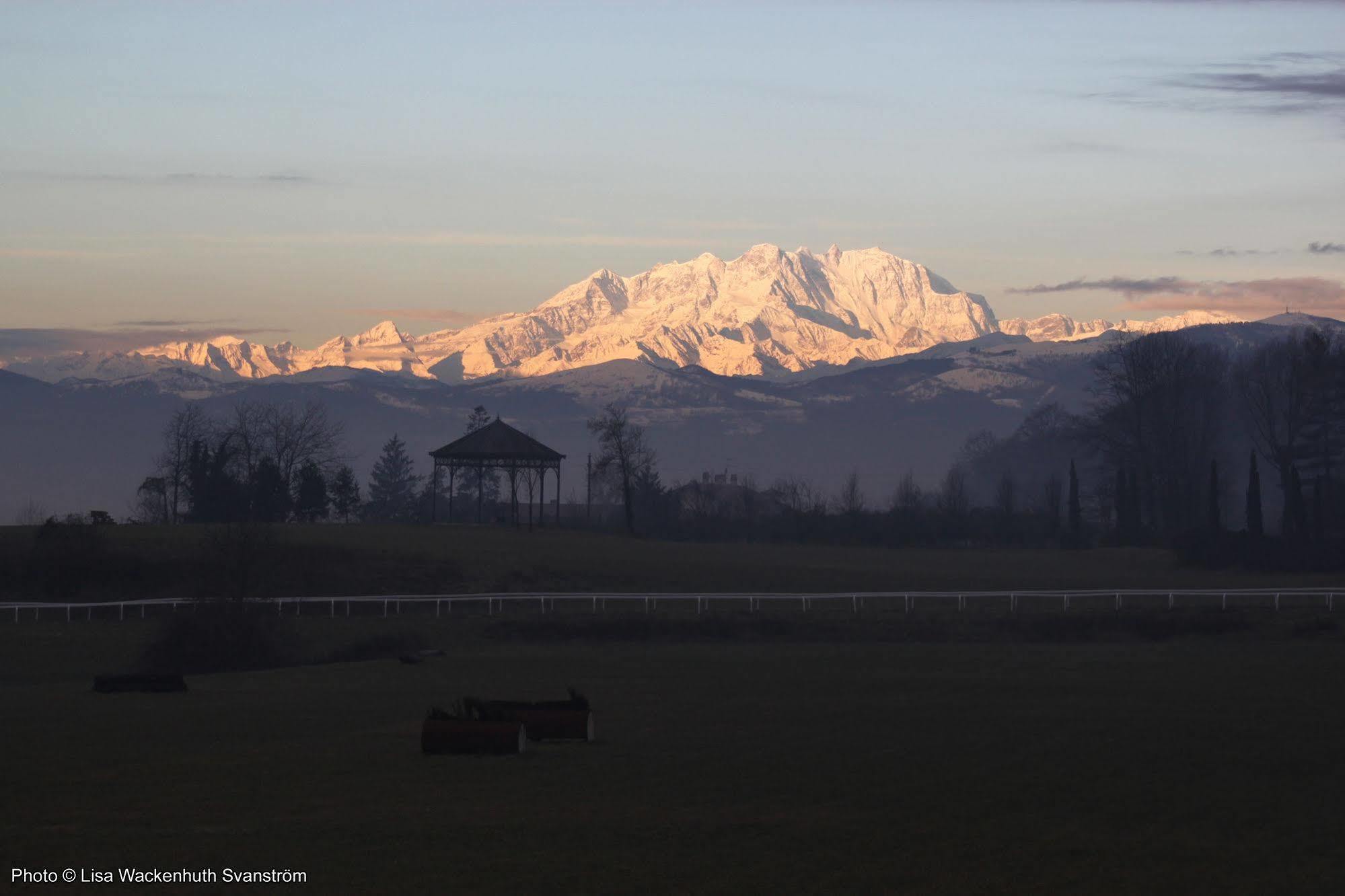 Foresteria Dei Piaceri Campestri Casciago Extérieur photo